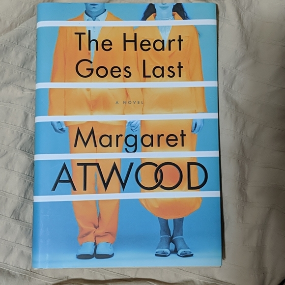 The Heart Goes Last by Margaret Atwood - Picture 1 of 1